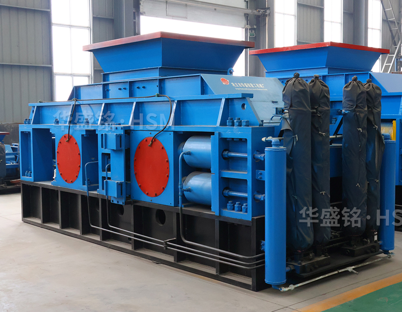 什么設(shè)備可破碎可制砂？新型對(duì)輥制砂機(jī)多少錢一臺(tái)？